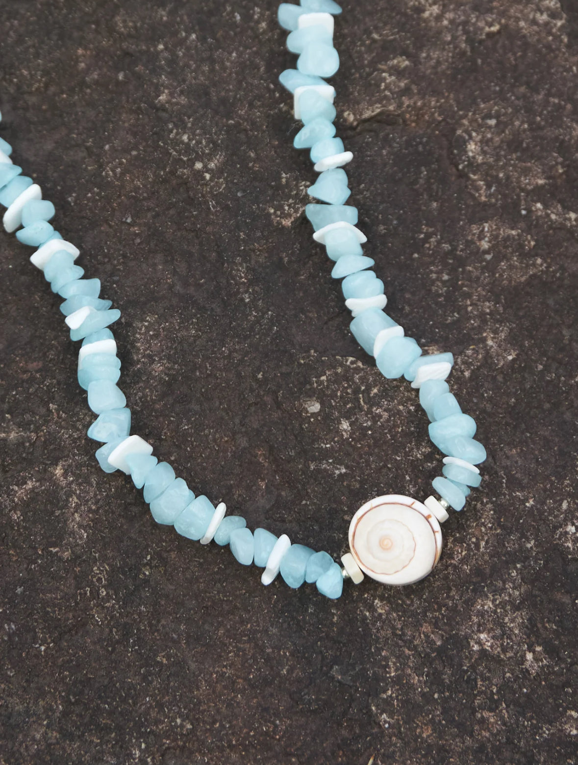 Natural conch summer hand beading